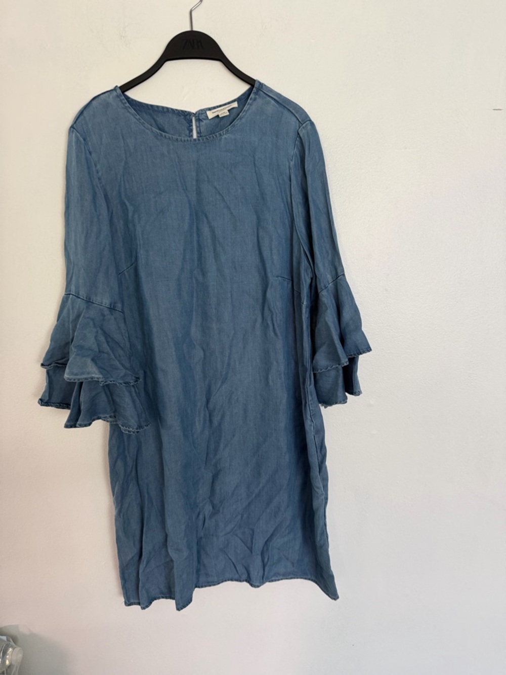 beachlunchlounge Light Chambray Shift Dress - Blue